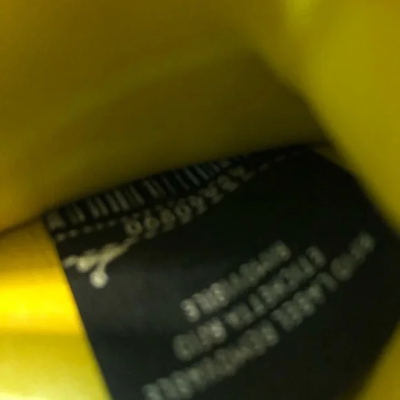 Yellow Designer Chain Shoulder Bag - Picture 6 of 10